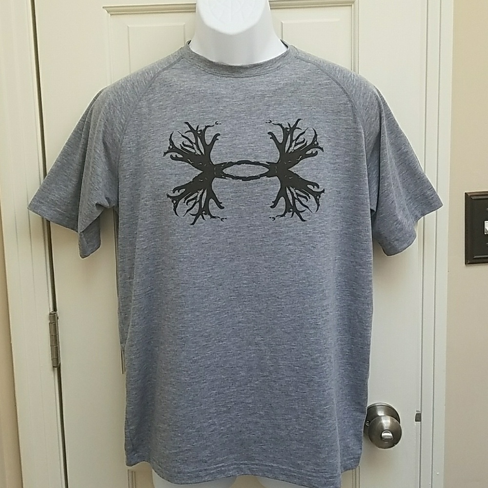 NWOT Under Armour heather grey tee, size S
